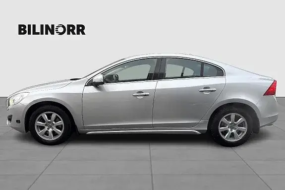 Volvo S60 2011 photo 3