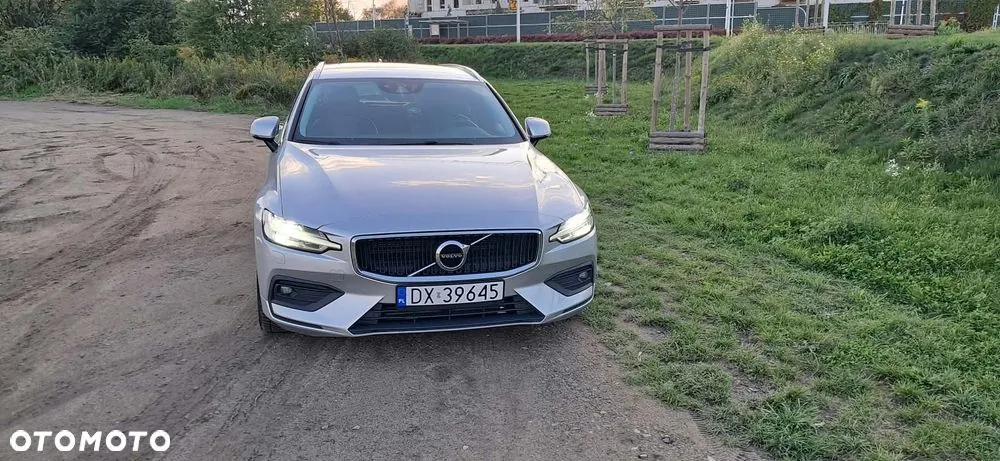 Volvo V60 2020 photo 3