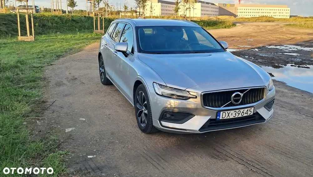 Volvo V60 2020 photo 5