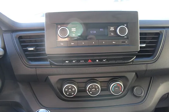 Renault Trafic 2022 photo 5