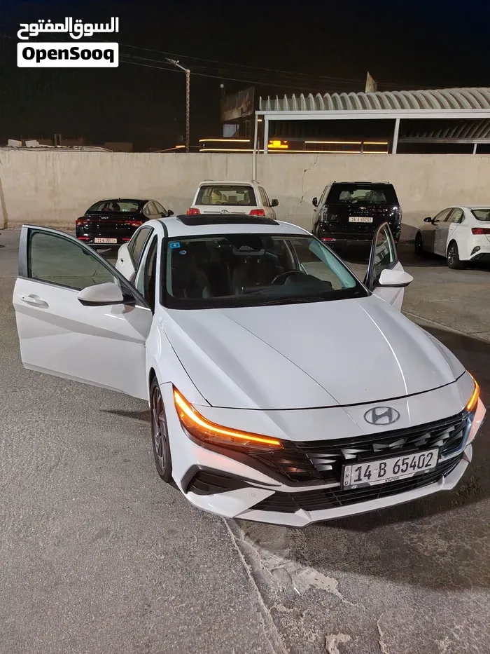 Hyundai Elantra 2025 photo 5