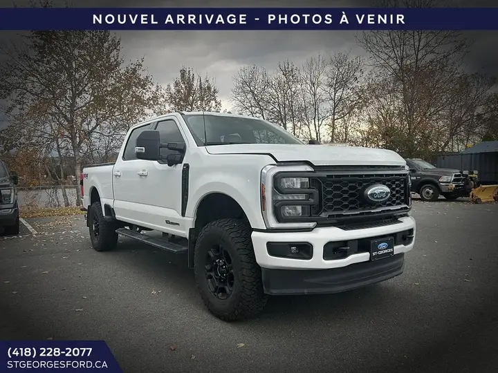 Ford F250 2024 photo 2