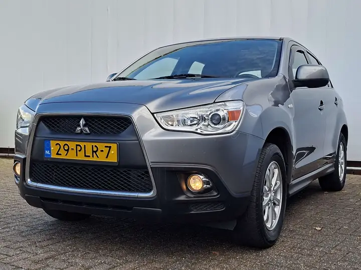 Mitsubishi Asx 2011 photo 5
