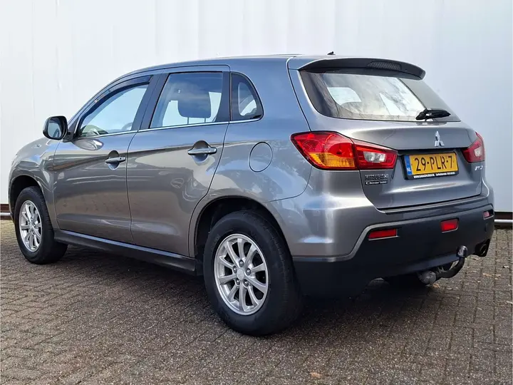 Mitsubishi Asx 2011 photo 2