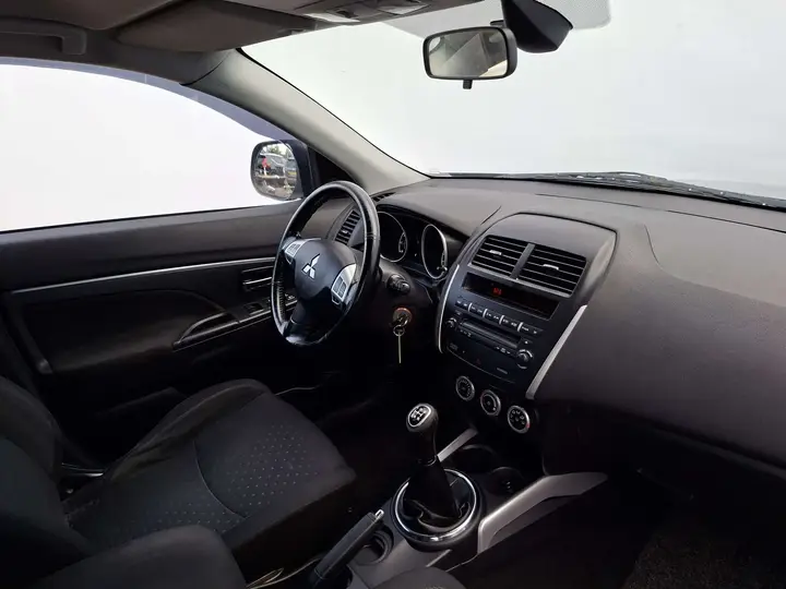 Mitsubishi Asx 2011 photo 3