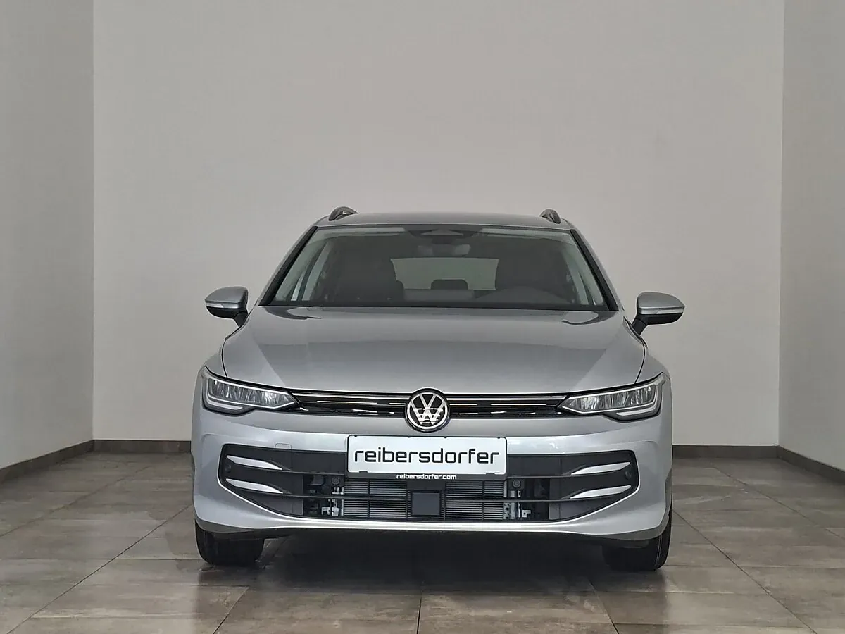 Volkswagen Golf 2026 photo 3