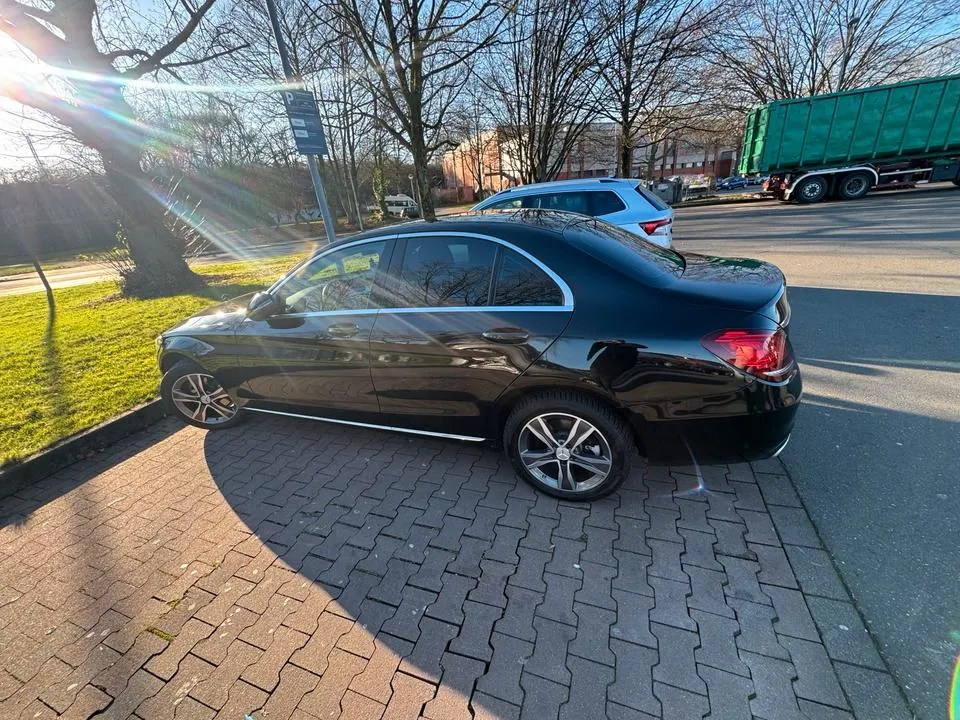 Mercedes-Benz C 180