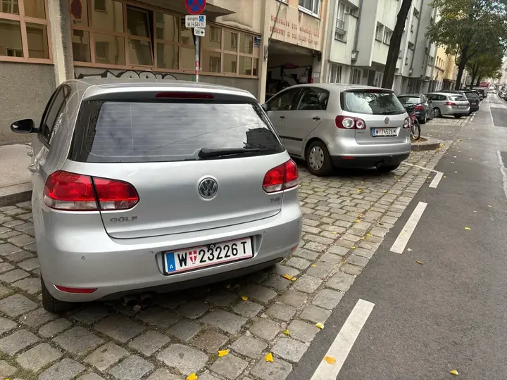 Volkswagen Golf 2009 photo 3