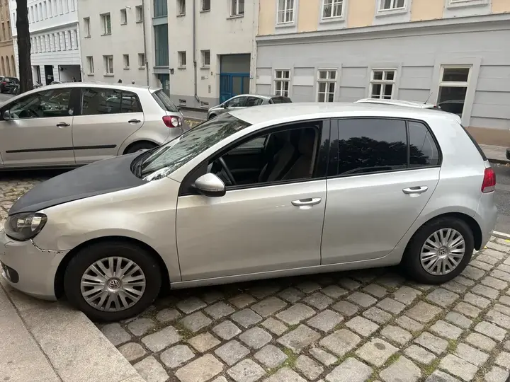 Volkswagen Golf 2009 photo 2