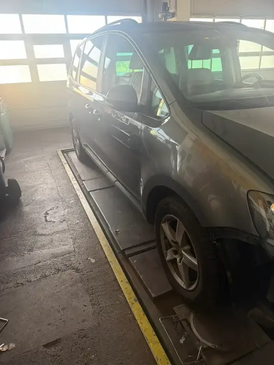 Seat Alhambra 2013 photo 3