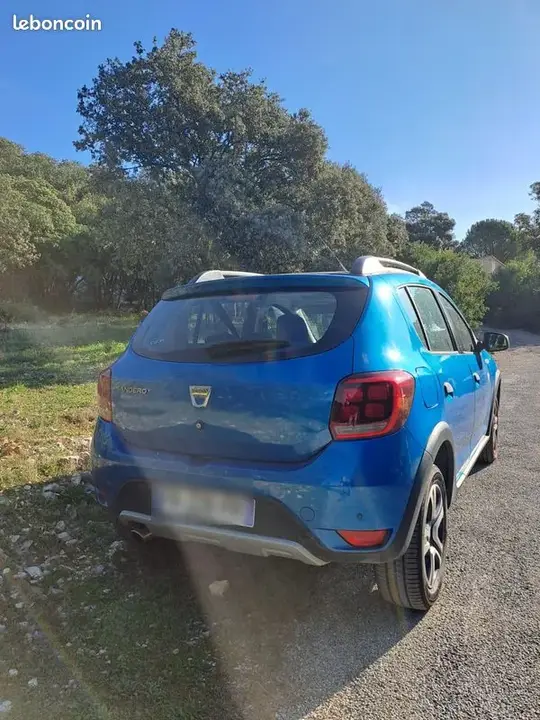 Dacia Sandero 2018 photo 2