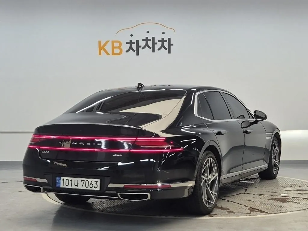 Genesis G90 2022 photo 3