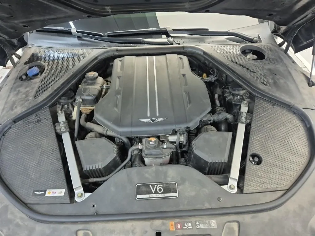 Genesis G90 2022 photo 5