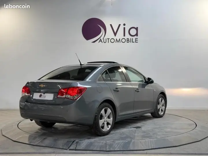 Chevrolet Cruze 2010 photo 5