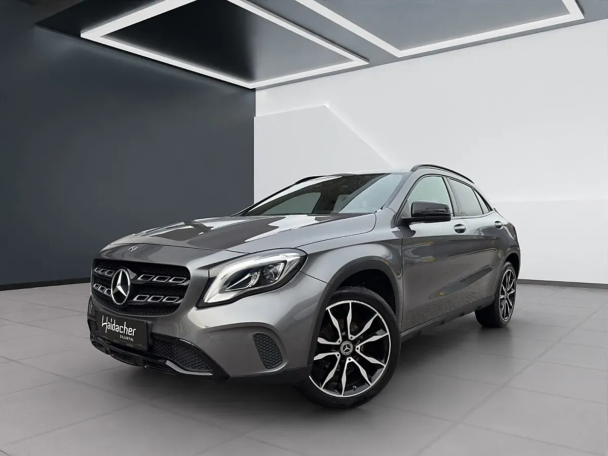 Mercedes-Benz Gla 2017 photo 2