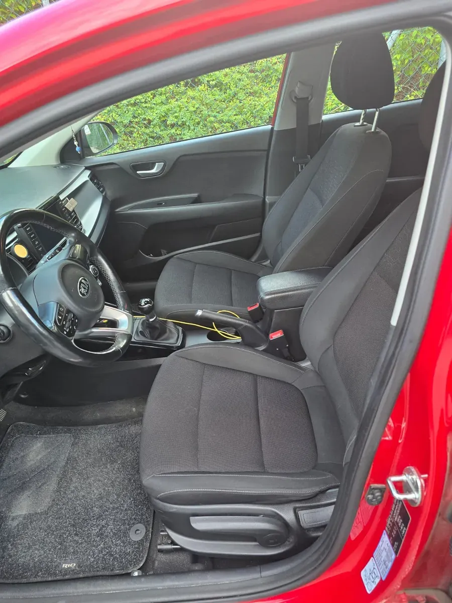 Kia Rio 2019 photo 3