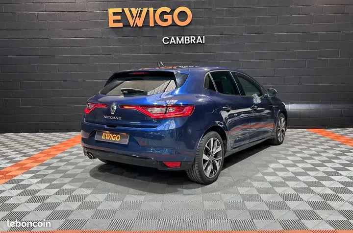 Renault Megane 2016 photo 2
