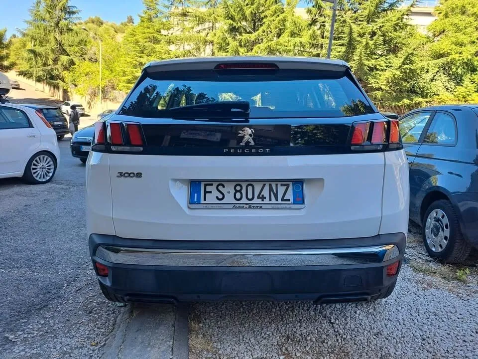 Peugeot 3008 2018 photo 4