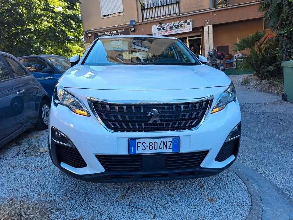 Peugeot 3008 2018 photo 5
