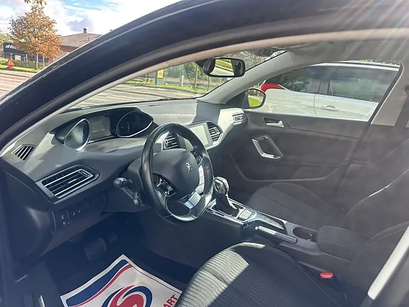 Peugeot 308 2017 photo 5