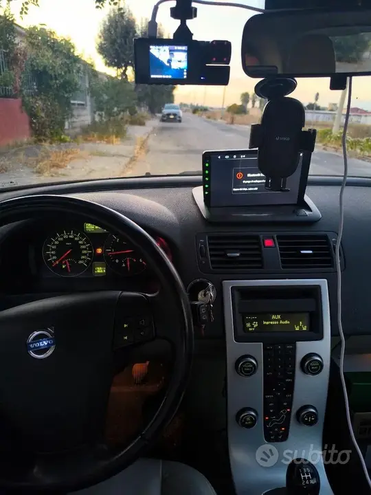 Volvo C30 2010 photo 2