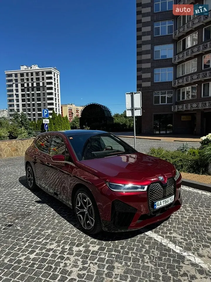 BMW Ix