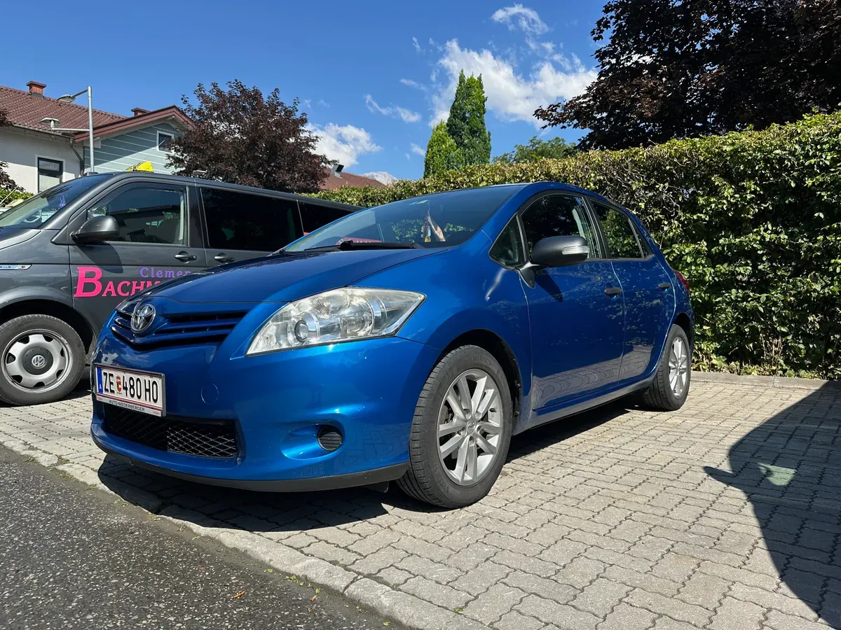 Toyota Auris