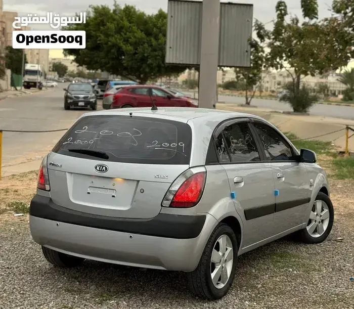 Kia Rio 2007 photo 2
