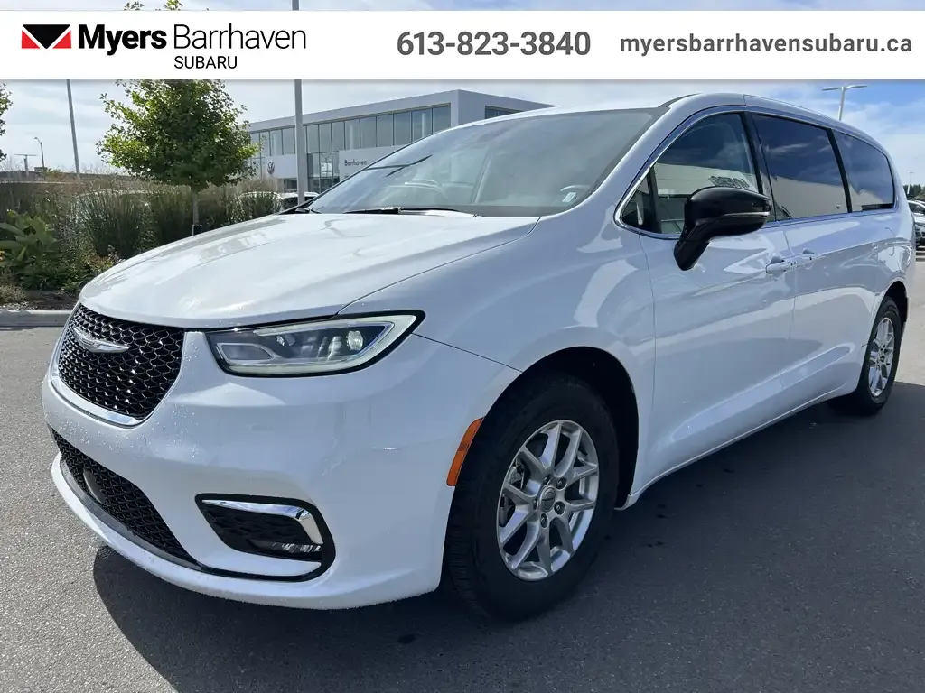 Chrysler Pacifica 2024 photo 4