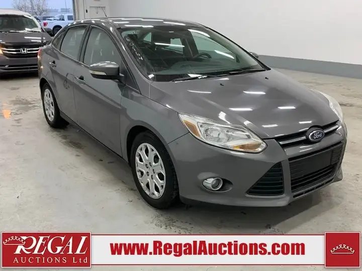 Ford Focus 2012 photo 2