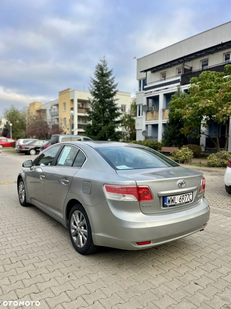 Toyota Avensis 2009 photo 3