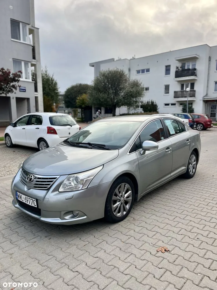 Toyota Avensis 2009 photo 2