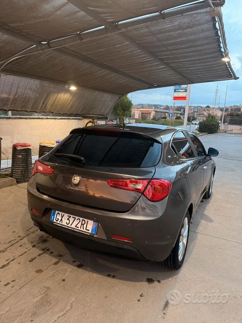 Alfa Romeo Giulietta