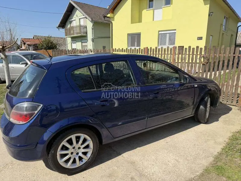 Opel Astra H
