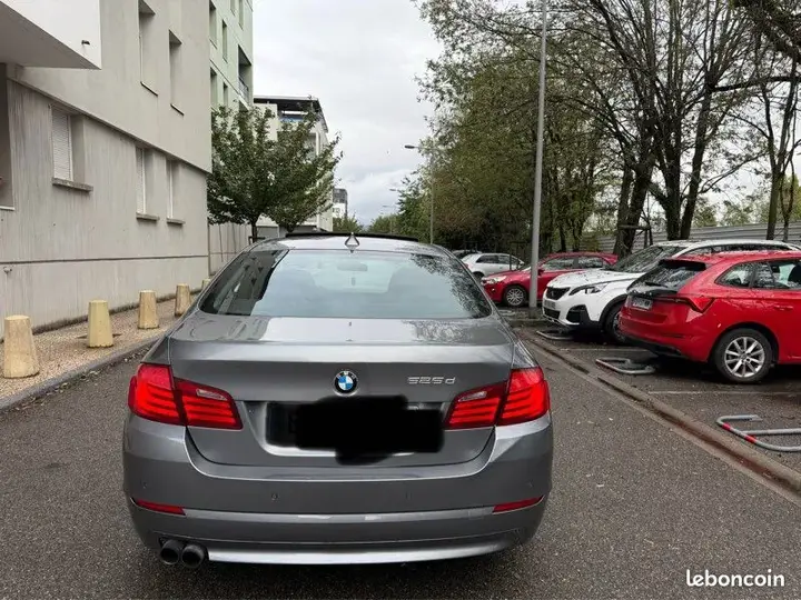 BMW 5 Series 2011 photo 5