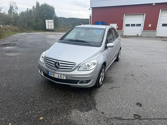 Mercedes-Benz B170