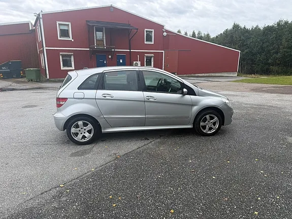 Mercedes-Benz B170 2006 photo 2