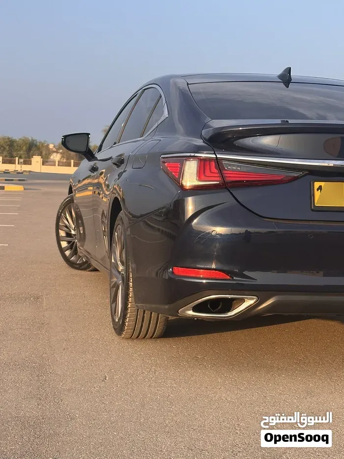 Lexus Es 2019 photo 3
