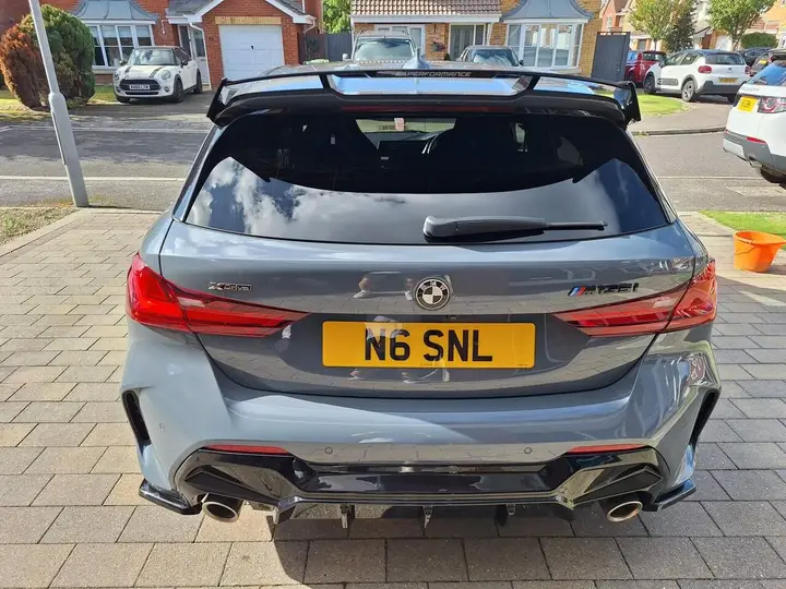 BMW 1 Series 2021 photo 3