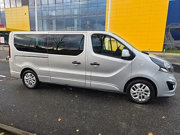 Opel Vivaro 2016 photo 2
