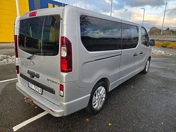 Opel Vivaro 2016 photo 4