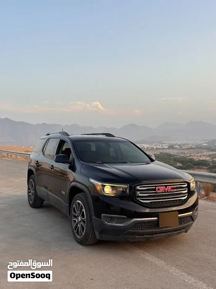 GMC Acadia 2018 photo 3