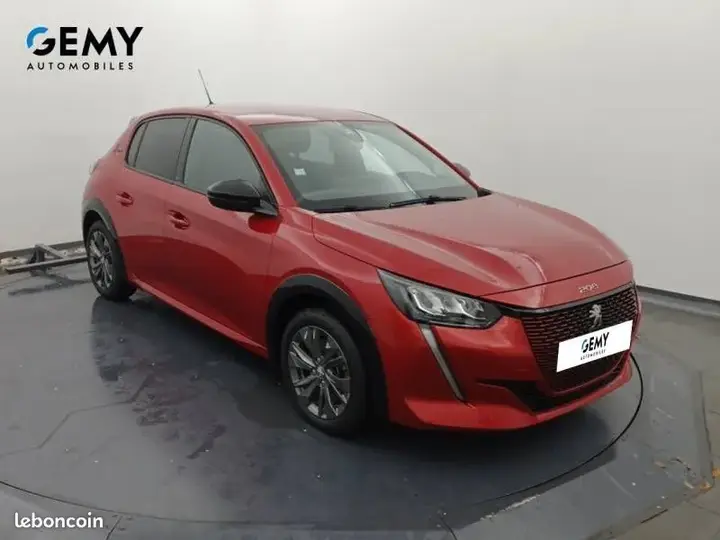Peugeot 208 2022 photo 3