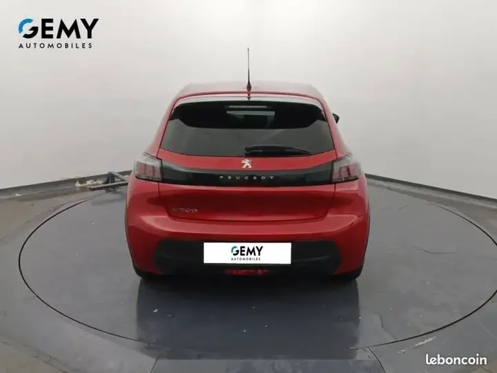Peugeot 208 2022 photo 5