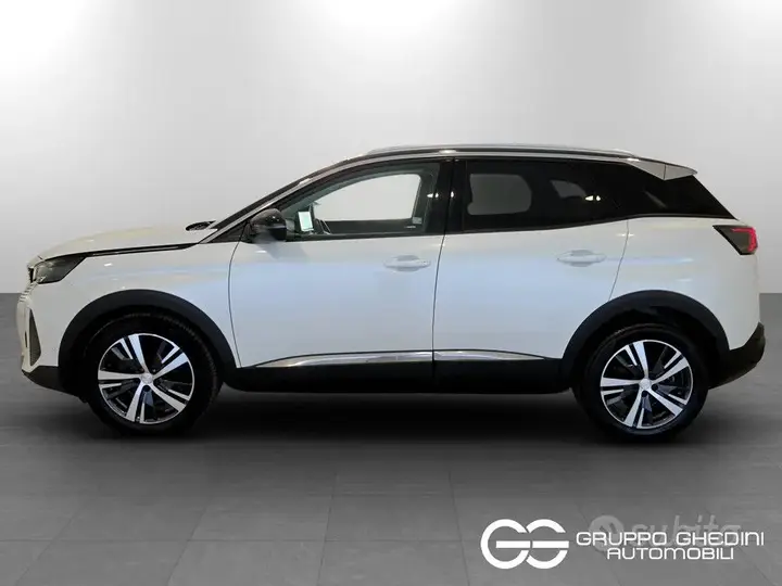 Peugeot 3008 2020 photo 2