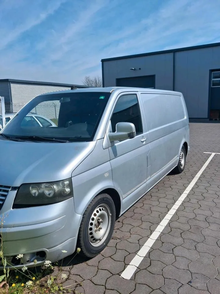Volkswagen T5