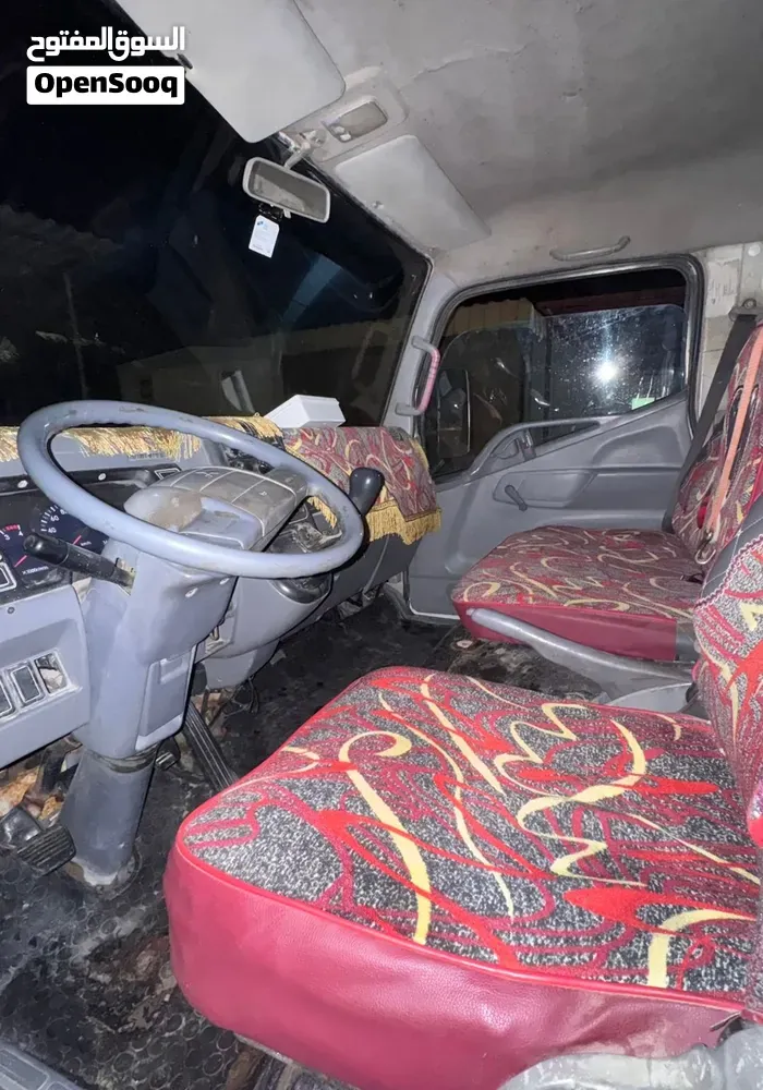 Mitsubishi Canter 2007 photo 2