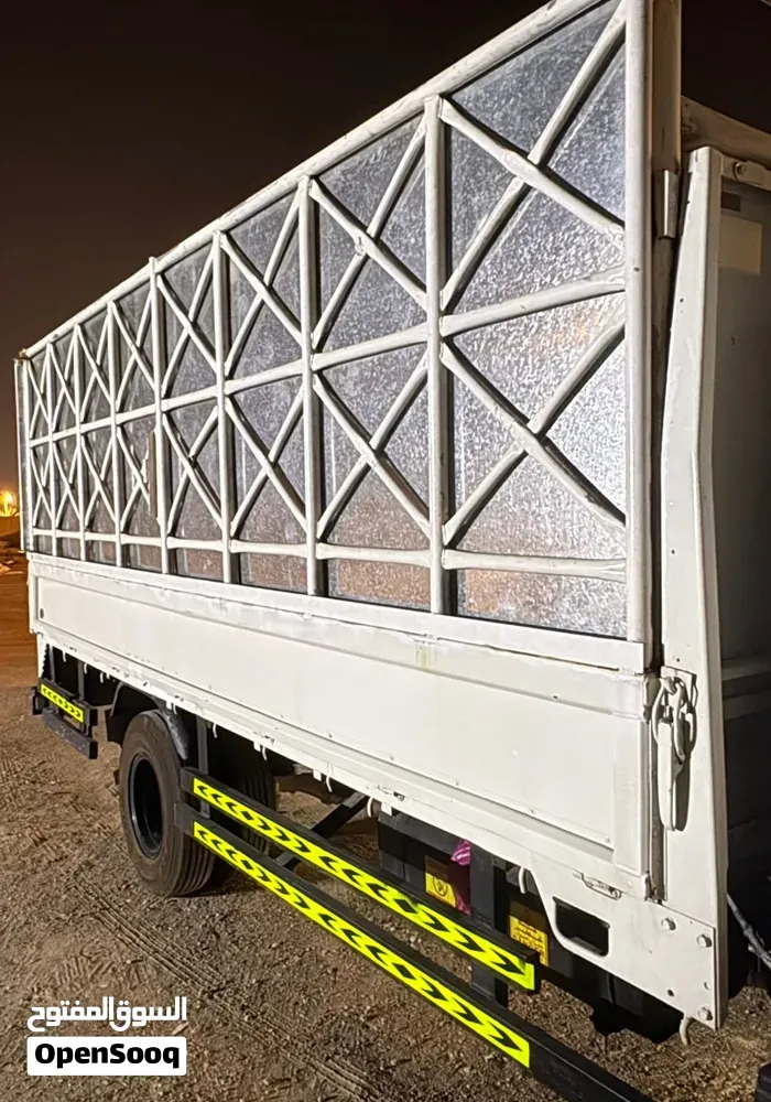 Mitsubishi Canter 2007 photo 3