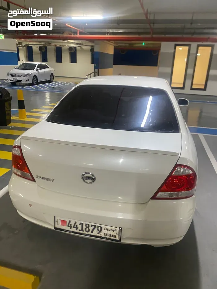 Nissan Sunny 2013 photo 2
