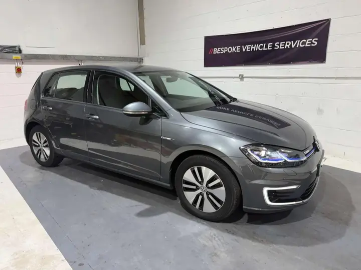 Volkswagen E-Golf 2019 photo 2